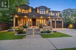 82 BRIDLEWOOD BOULEVARD | Whitby Ontario | Slide Image One