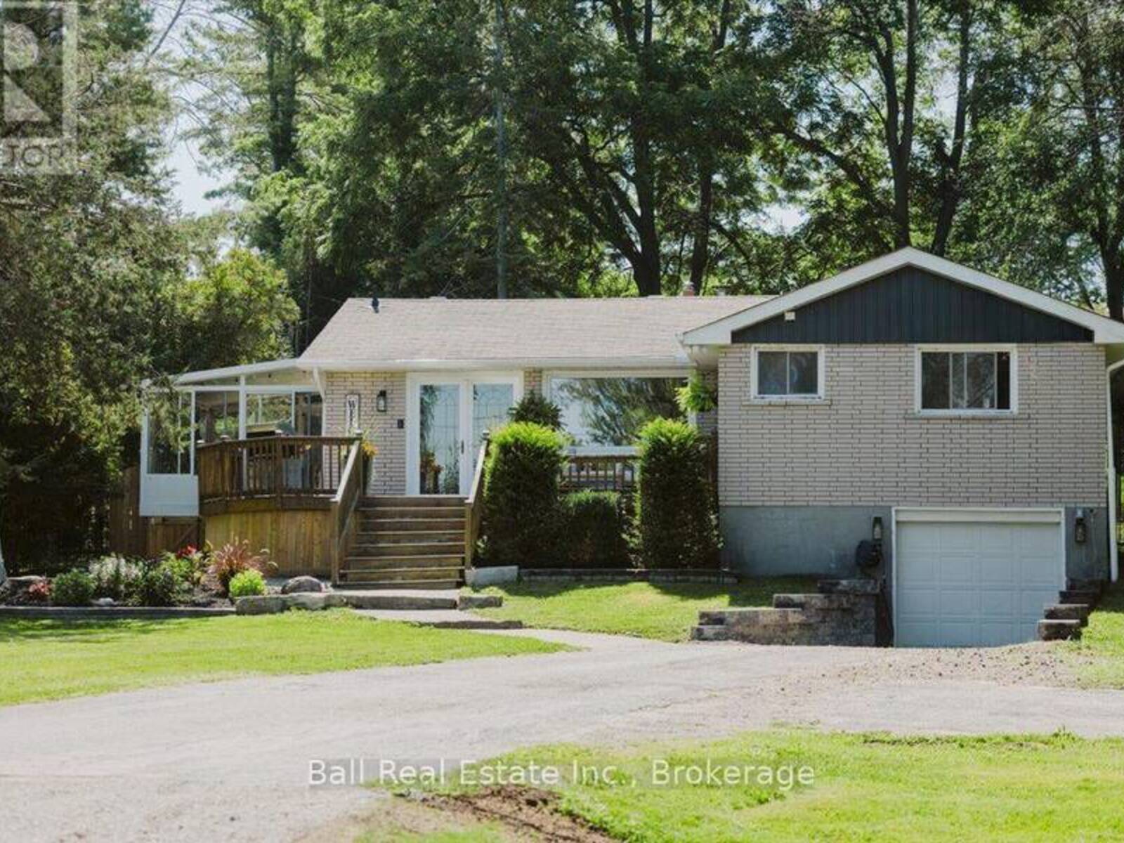78 LAKESHORE BOULEVARD, Selwyn, Ontario K0L 1T0