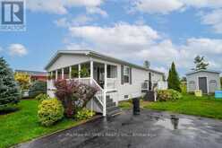 51 CREEKSIDE CIRCLE | Kawartha Lakes Ontario | Slide Image Four