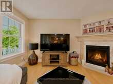38 WESTVIEW DRIVE | Kawartha Lakes Ontario | Slide Image Eighteen