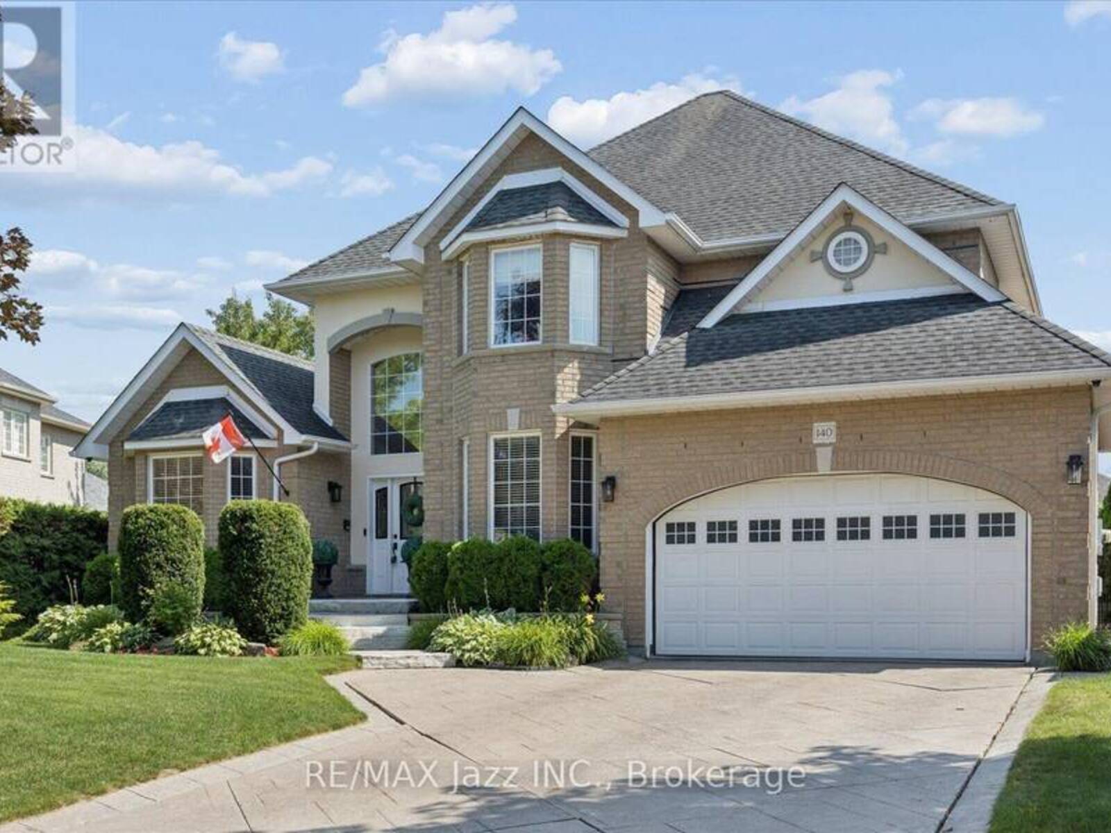 140 TAYLORWOOD COURT, Oshawa, Ontario L1G 7V7