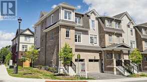 139 SENAY CIRCLE | Clarington Ontario | Slide Image Two