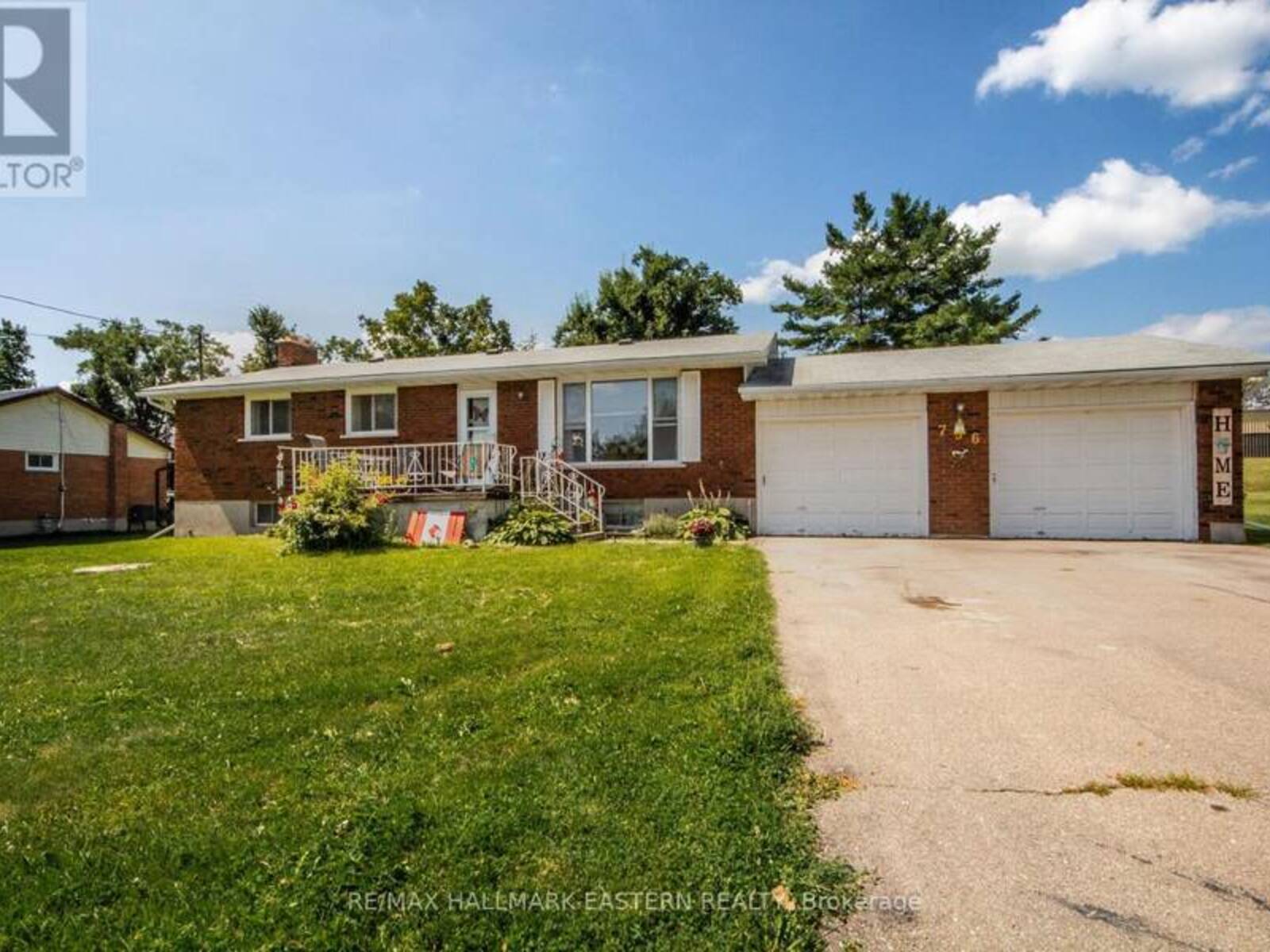 796 MAPLE DRIVE, Selwyn, Ontario K0L 1T0
