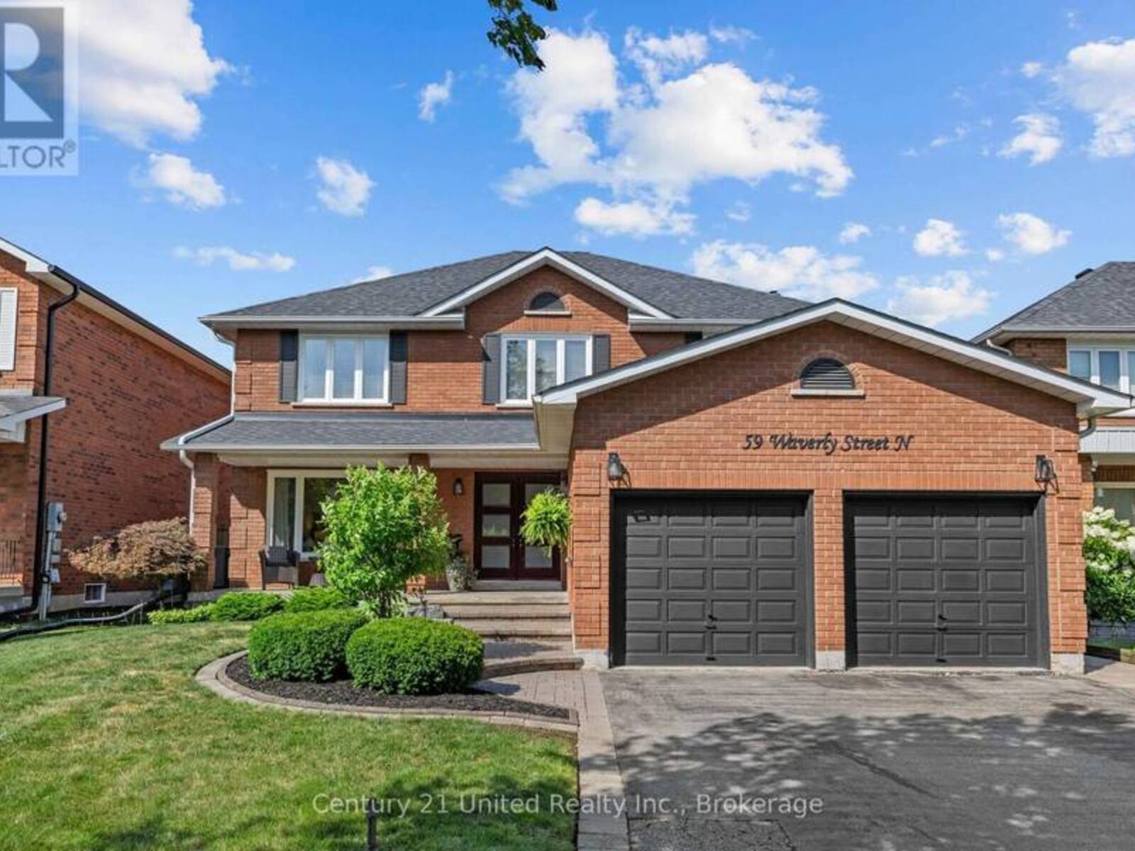 59 WAVERLY STREET, Oshawa, Ontario L1J 8H2
