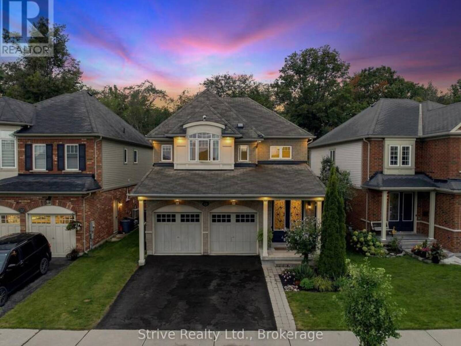 28 WOOLACOTT LANE, Clarington, Ontario L1C 0J4