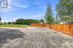 1235 HEIGHTS ROAD | Lindsay Ontario | Slide Image Twenty-three