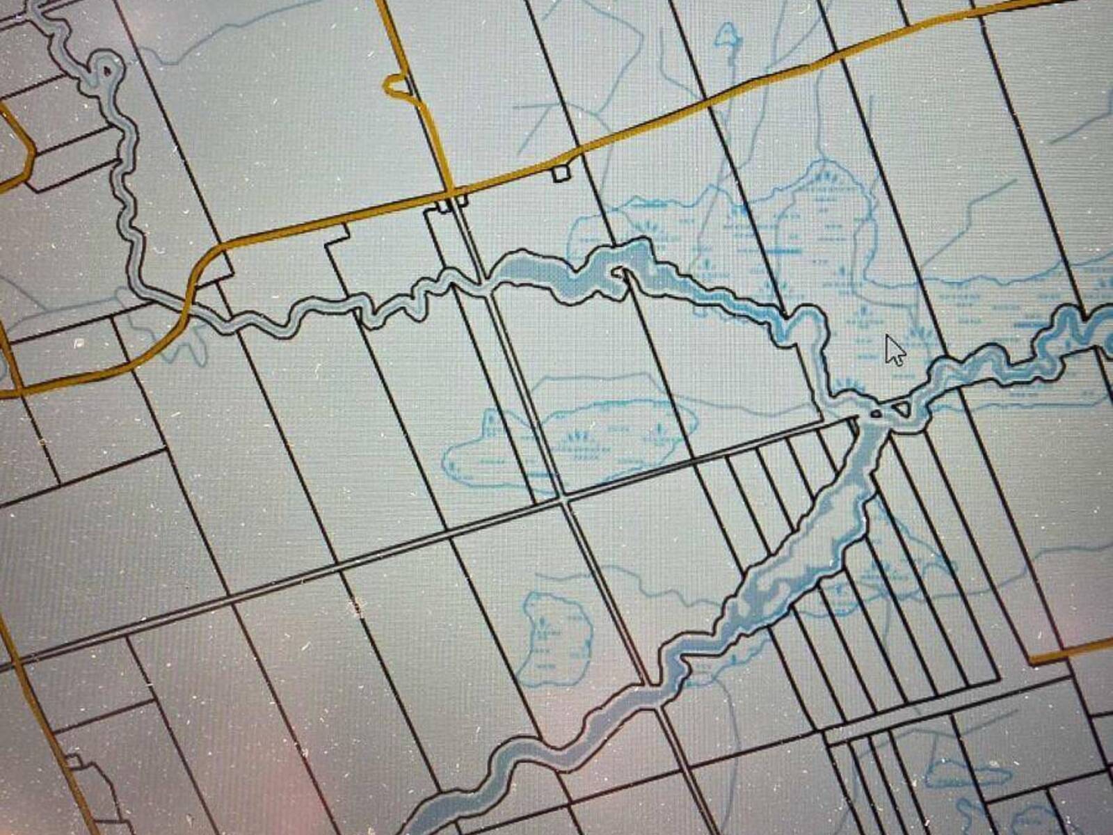 E 1/2 OF W 1/2 LT 28 CONCESSION 12, Apsley, Ontario K0L 1A0