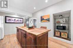 161 UNIVERSITY AVENUE | Belleville Ontario | Slide Image Nine