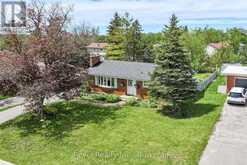 42 KAWARTHA DRIVE | Lindsay Ontario | Slide Image Two