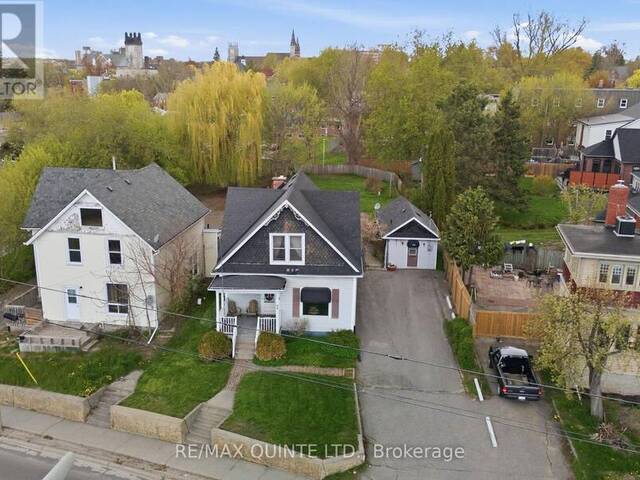 94 DUNDAS STREET E Belleville Ontario, K8N 1C1 - 3 Bedrooms Home For Sale