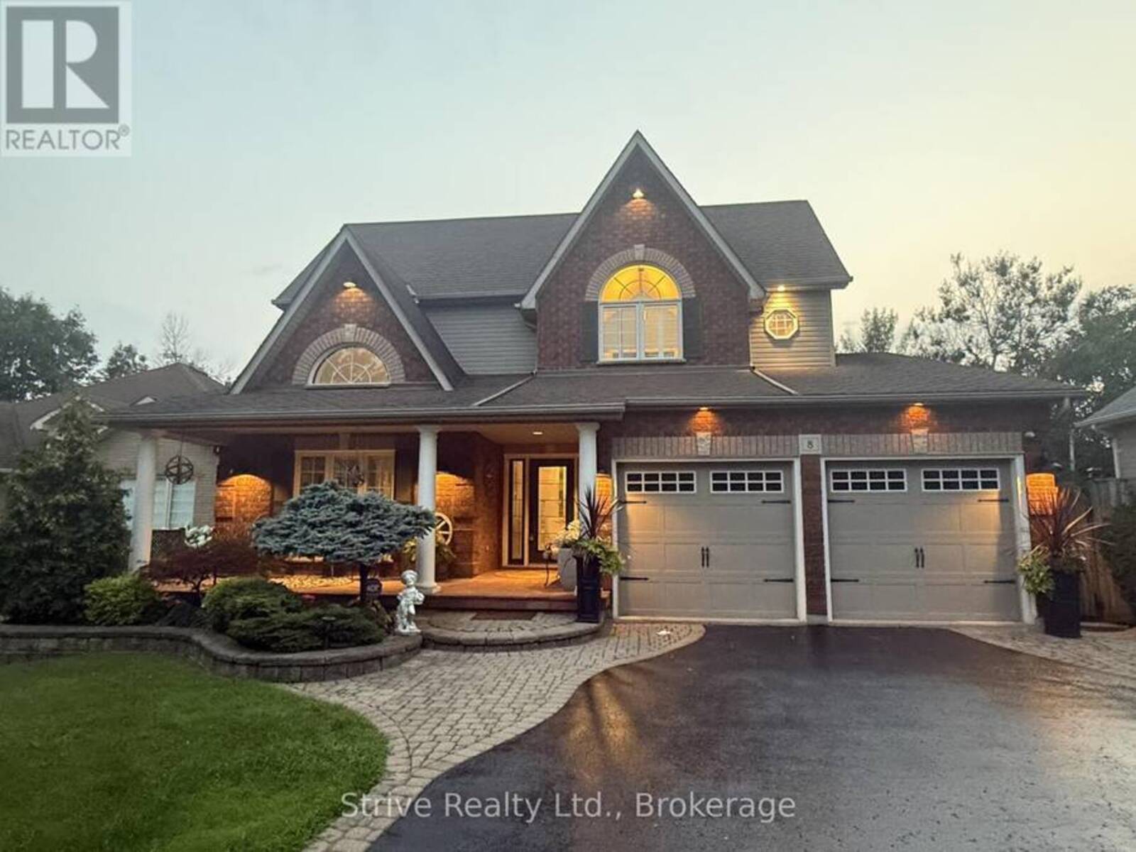 8 ROWLAND COURT, Clarington, Ontario L1E 1Z8