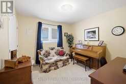 35 HUMMINGBIRD DRIVE | Belleville Ontario | Slide Image Twelve