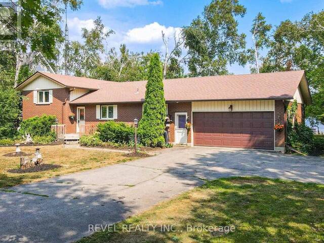 126 PINEWOOD BOULEVARD Kawartha Lakes Ontario, K0M 2T0 - 3 Bedrooms Waterfront Home For sale
