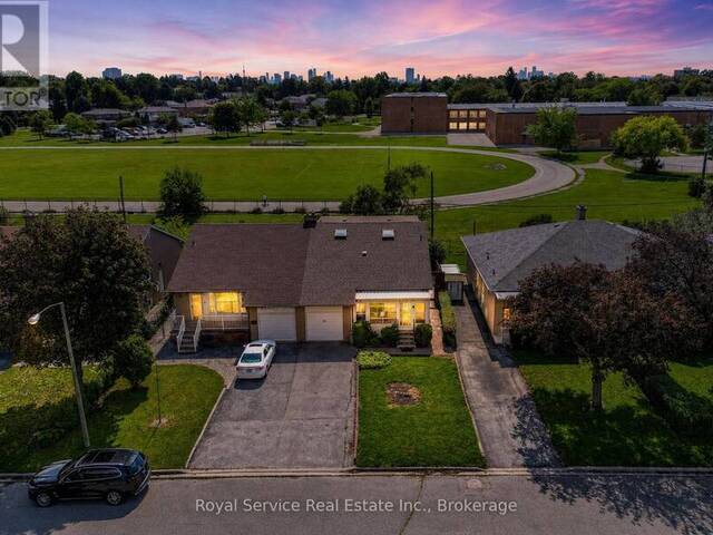 65 COMBERMERE DRIVE Toronto Ontario, M3A 2W4 - 4 Bedrooms Home For Sale