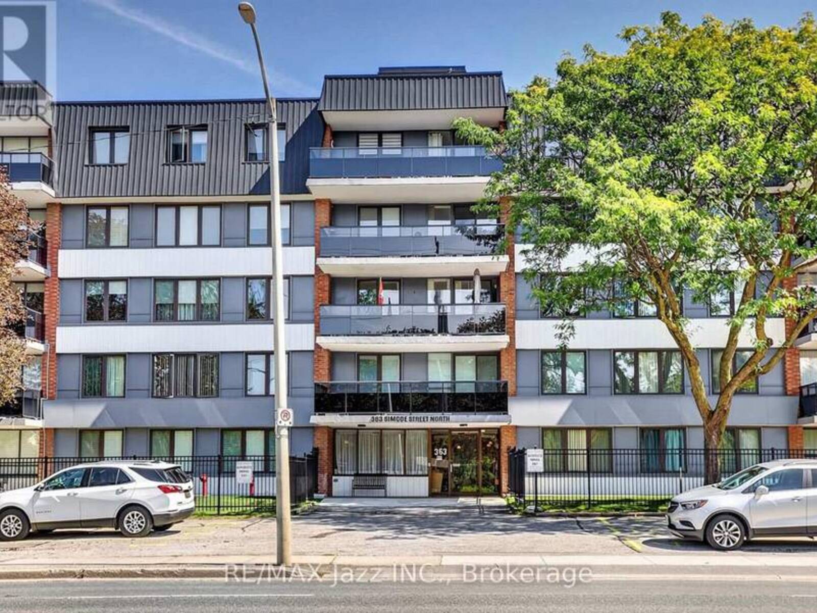 401 - 363 SIMCOE STREET N, Oshawa, Ontario L1G 4T2