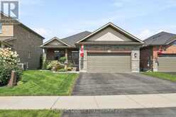 40 FARMINGTON CRESCENT | Belleville Ontario | Slide Image One
