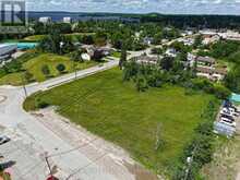 16 VETERANS WAY | Fenelon Falls Ontario | Slide Image Seven