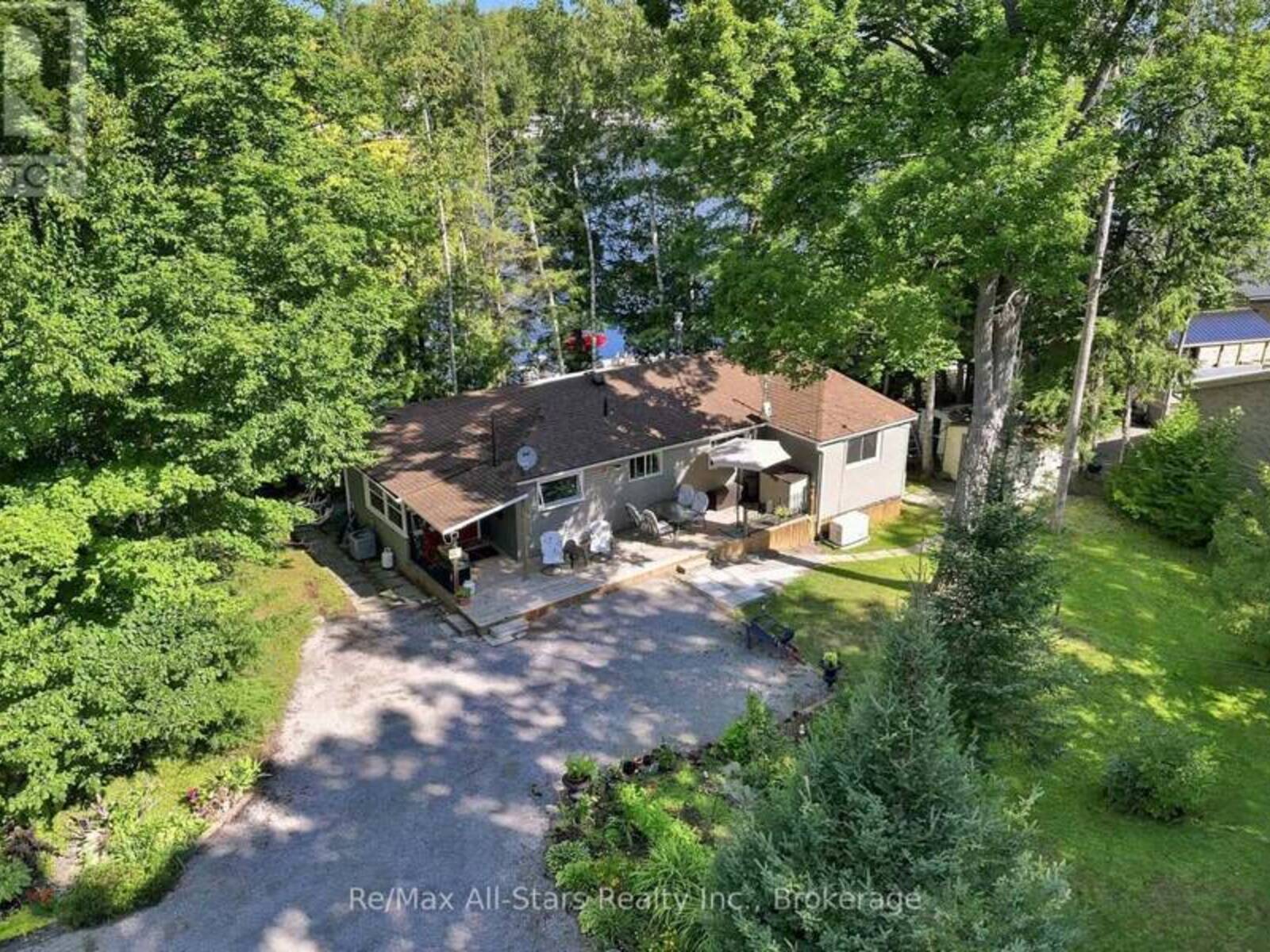 1561 CRYSTAL LAKE, Kawartha Lakes, Ontario K0M 2A0