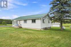 1695 HORSESHOE LAKE ROAD | Minden Hills Ontario | Slide Image Four