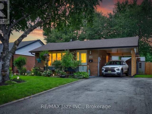 330 WAVERLY STREET N Oshawa Ontario, L1J 5W1 - 3 Bedrooms Home For Sale