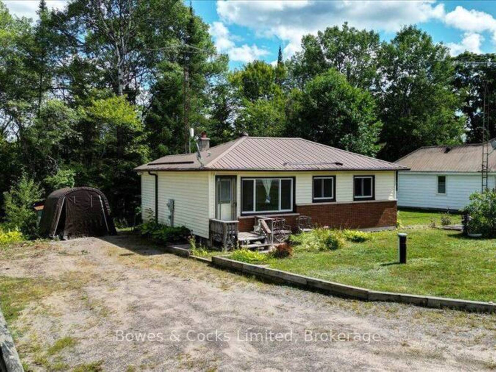 2146 LOOP ROAD, Highlands East, Ontario K0L 2Y0