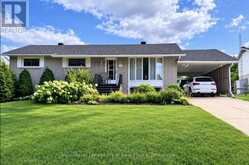 127 BRIDGE STREET W | Bancroft Ontario | Slide Image One