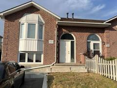1013 ATTERSLEY DRIVE Oshawa Ontario, L1K 2G9