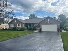 22 HALLETT CRESCENT | Kawartha Lakes Ontario | Slide Image One
