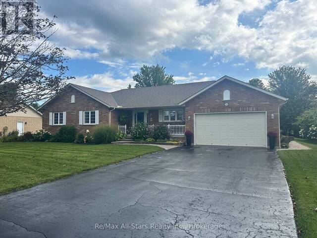 22 HALLETT CRESCENT Kawartha Lakes Ontario, K0M 2C0 - 3 Bedrooms Home For Sale