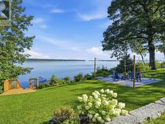 4 TRUMBLE LANE Prince Edward Ontario, K0K 2T0