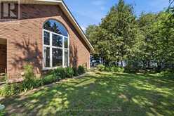 100 PINEWOOD BOULEVARD | Kawartha Lakes Ontario | Slide Image Thirty-five