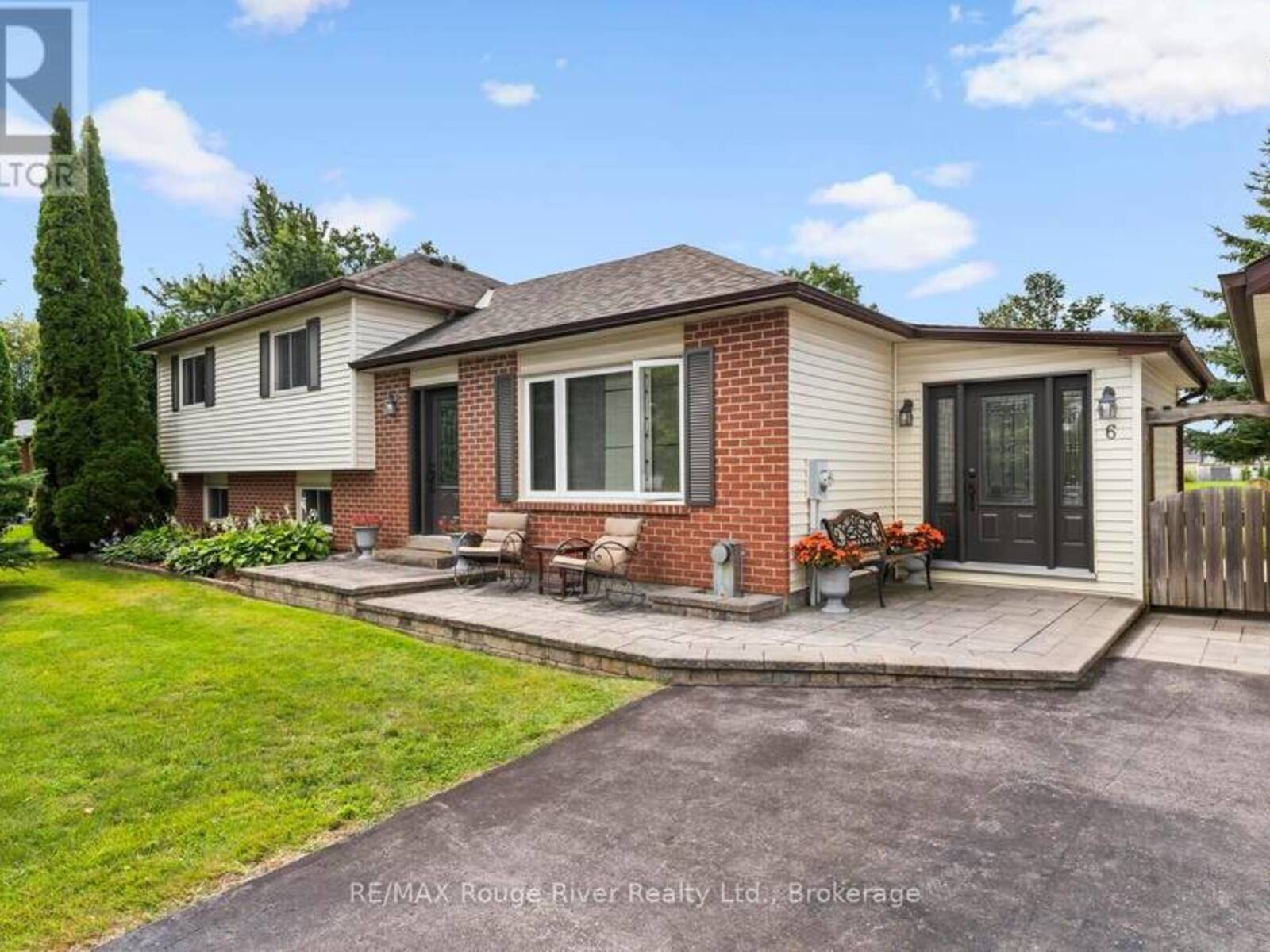 6 HAMILTON DRIVE, Kawartha Lakes, Ontario L0A 1A0