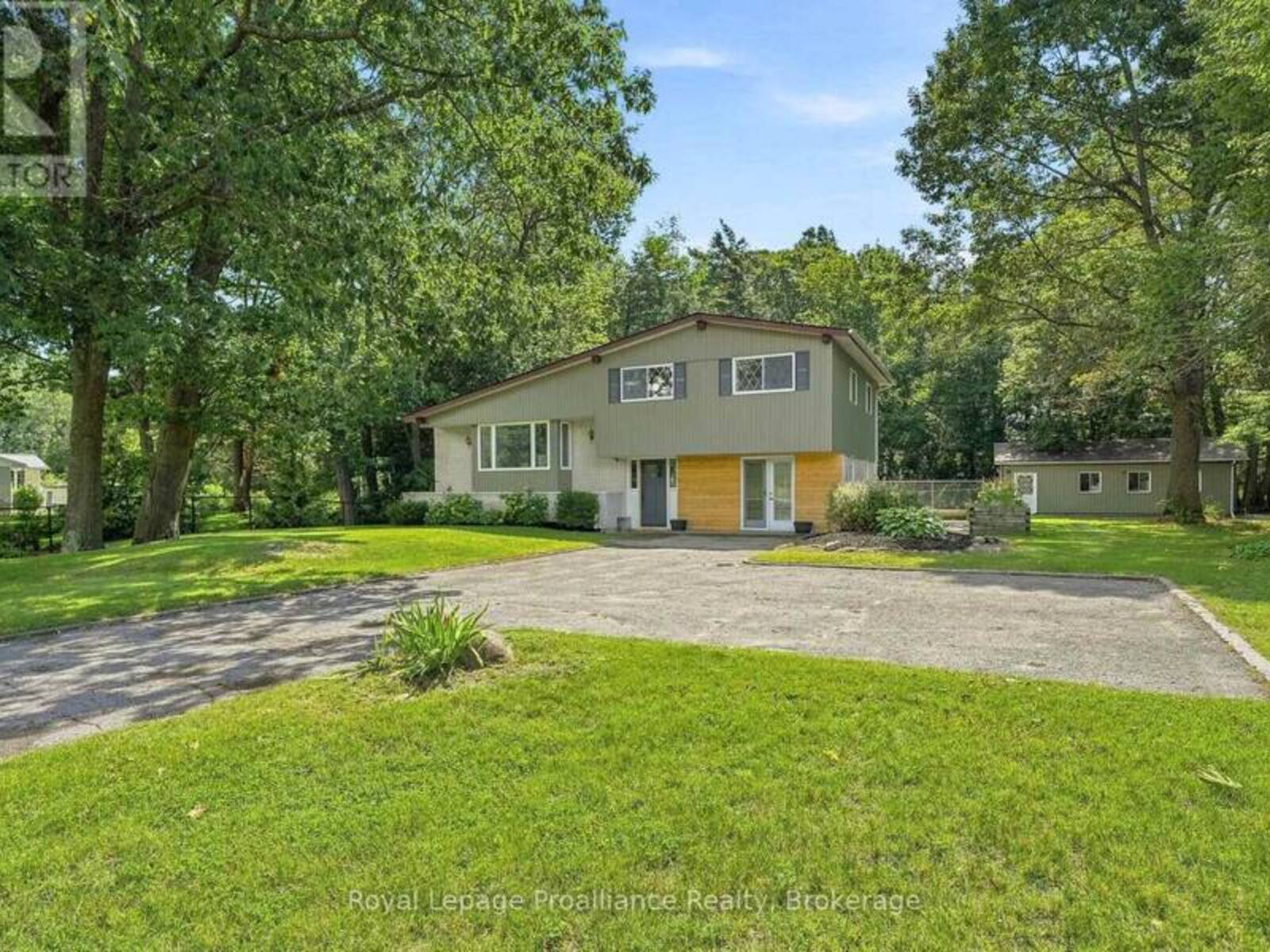 17537 TELEPHONE ROAD, Quinte West, Ontario K8V 5P4