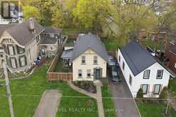 52 CAMBRIDGE STREET N | Lindsay Ontario | Slide Image Thirty-four