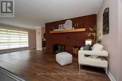 32 FOREST DRIVE | Kawartha Lakes Ontario | Slide Image Nine