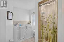29 GUNSOLUS ROAD | Lindsay Ontario | Slide Image Nineteen