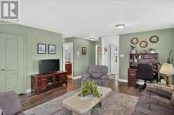 29 GUNSOLUS ROAD | Lindsay Ontario | Slide Image Eight