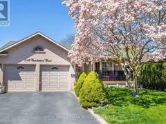 312 CUMBERLAND COURT Oshawa Ontario, L1H 8E7
