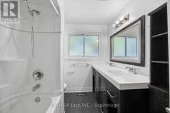243 ACADIA DRIVE | Oshawa Ontario | Slide Image Nine