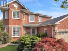 35 LIVING COURT | Clarington Ontario | Slide Image Two