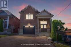402 OLIVE AVENUE | Oshawa Ontario | Slide Image Four