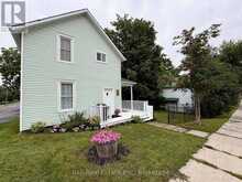22 OAK STREET | Havelock-Belmont-Methuen Ontario | Slide Image Eleven