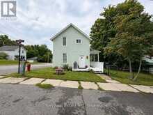 22 OAK STREET | Havelock-Belmont-Methuen Ontario | Slide Image Five