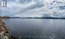 107A LAKESHORE DRIVE | Madawaska Valley Ontario | Slide Image Five