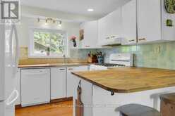 2014 FOXBORO-STIRLING ROAD | Quinte West Ontario | Slide Image Eleven