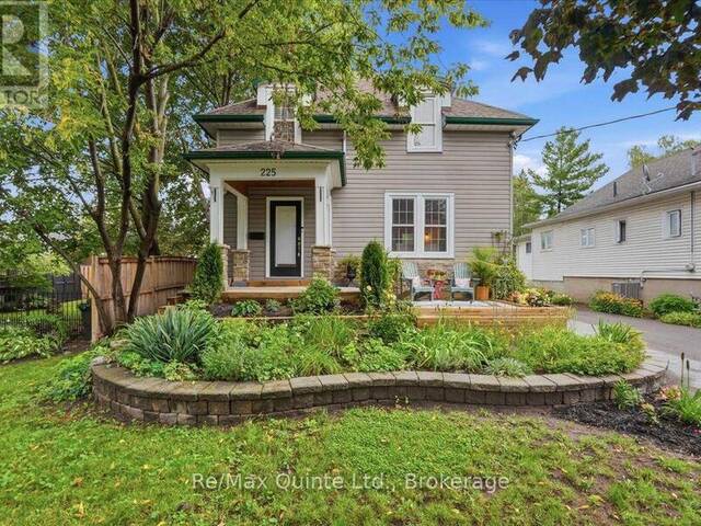 225 BLEECKER AVENUE Belleville Ontario, K8N 3T9 - 2 Bedrooms Home For Sale