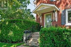 208 ALBERT STREET | Cobourg Ontario | Slide Image Four