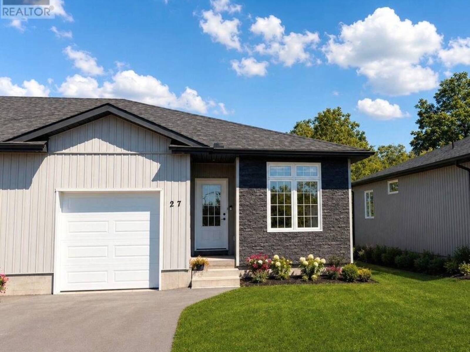 27 DAYTON COURT, Prince Edward, Ontario K0K 2T0