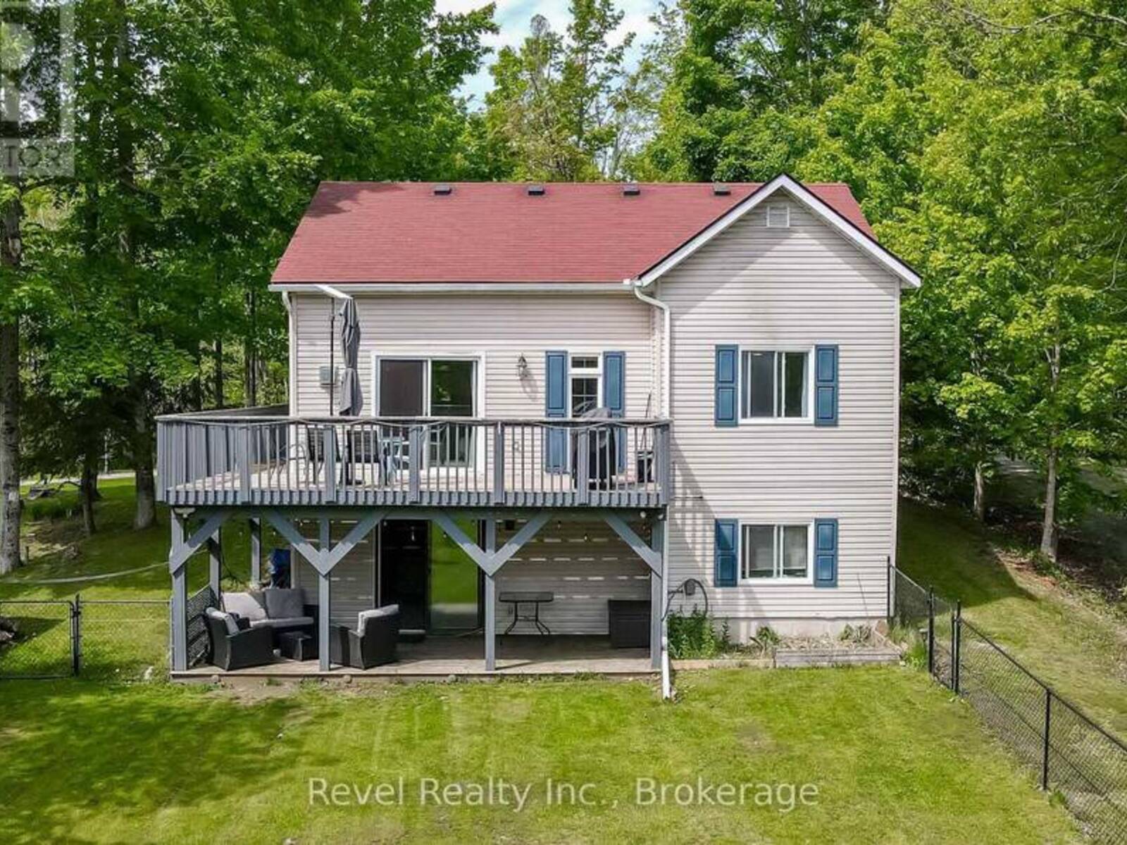 15 FIRE ROUTE 92, Bobcaygeon, Ontario K0M 1A0