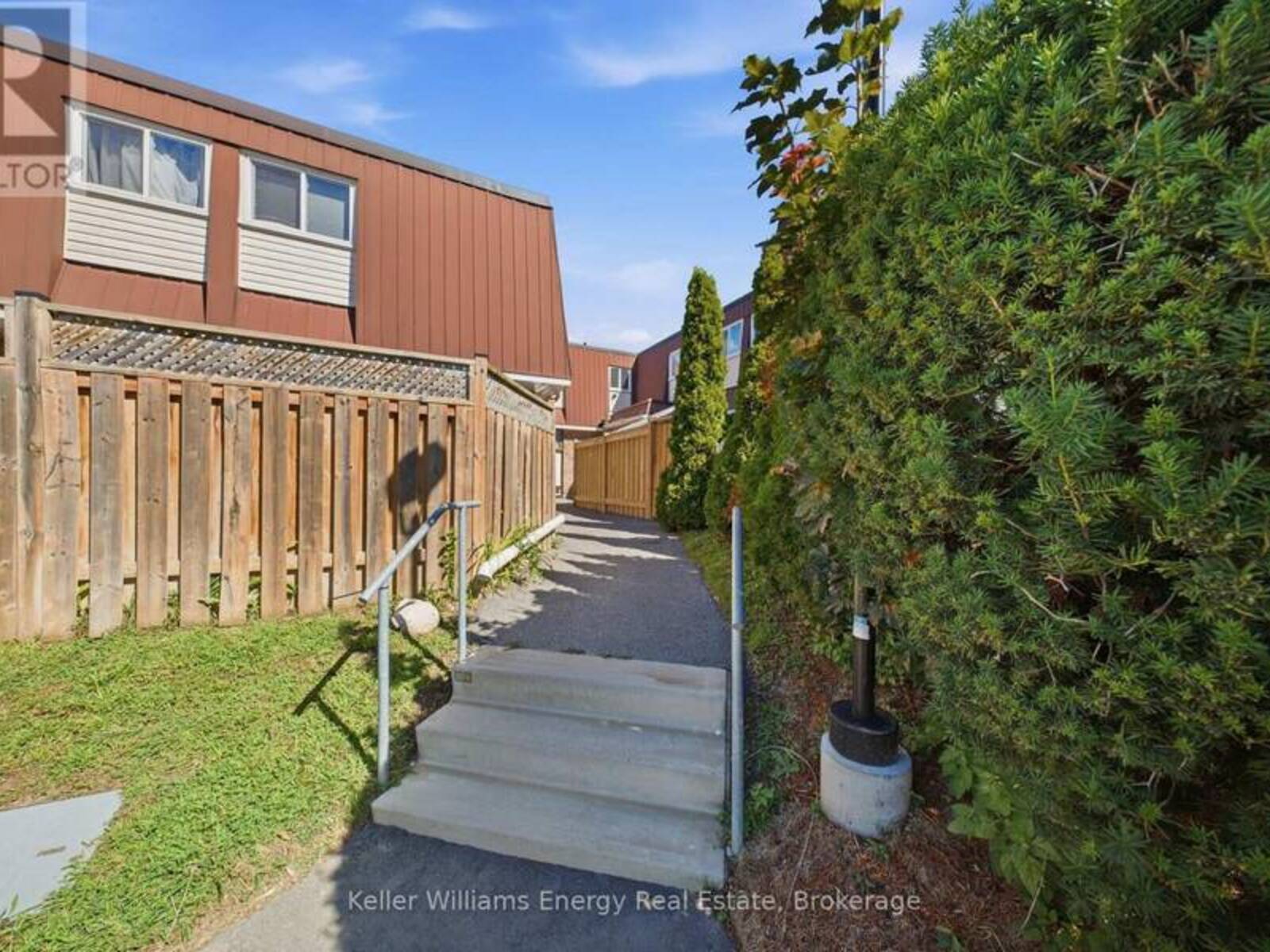 58 - 1333 MARY STREET N, Oshawa, Ontario L1G 6Z3